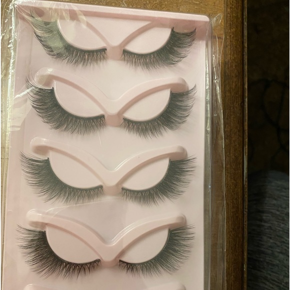 5 Pairs Cat Eye False Eyelashes Fox Eye Lashes Angle Wing Lashes - Picture 8 of 8